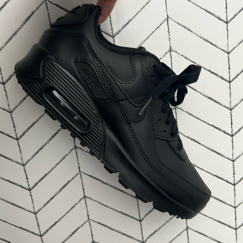 Nike AirMax 90 - big kids shoes